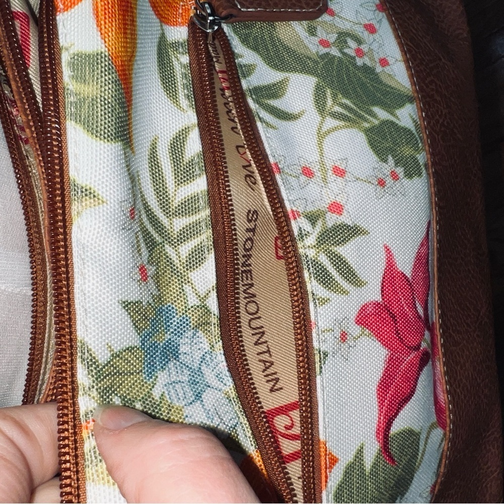 Stone Mountain Floral Canvas & Tan Faux Leather Shoulder / Crossbody Bag - Picture 7 of 12